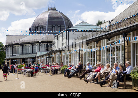 Pavilion Gardens, Buxton, Peak District, Derbyshire, Inghilterra Foto Stock