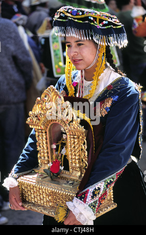 La Virgen del Carmen processione di Paucartambo, Perù. Foto Stock