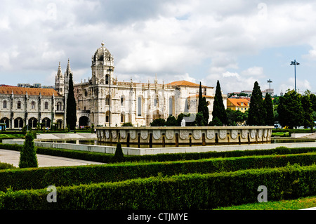 Il monastero di San Girolamo costruito nel altamente ornate ed innovativo stile di architettura prende il nome dal re Manuel 1 nel 1501 Foto Stock