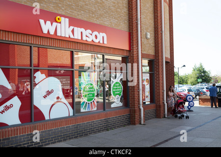 Wilkinsons negozio di fronte in città Foto Stock