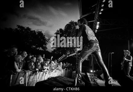 Jon SPENCER BLUES EXPLOSION la riproduzione di un festival in Europa Foto Stock