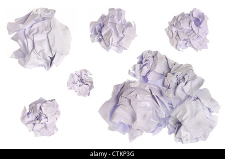 Raccolta di varie sfere di carta sulla isolato Foto Stock