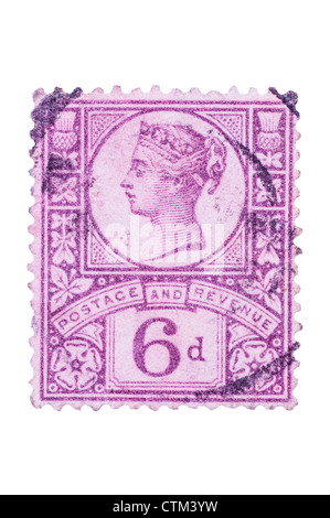 Un Victorian sei pence viola 6D francobollo su sfondo bianco Foto Stock