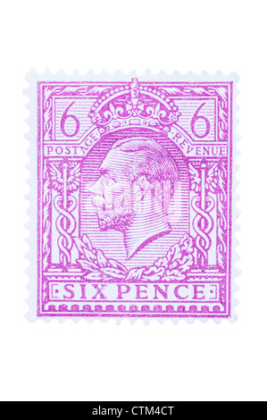 Un King George V sei pence viola 6D francobollo su sfondo bianco Foto Stock