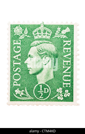 Un King George VI halfpenny green 1/2D francobollo su sfondo bianco Foto Stock