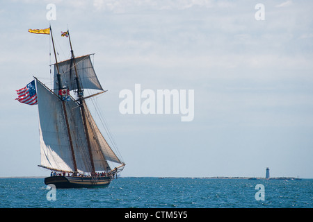 Pride of Baltimore II partecipa nel 2012 Tall Ships festival di Halifax, Nova Scotia. Foto Stock