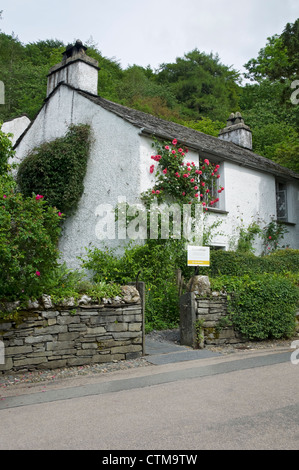 Colomba Cottage in estate Grasmere Cumbria ex casa del poeta William Wordsworth Inghilterra Regno Unito GB Gran Bretagna Foto Stock