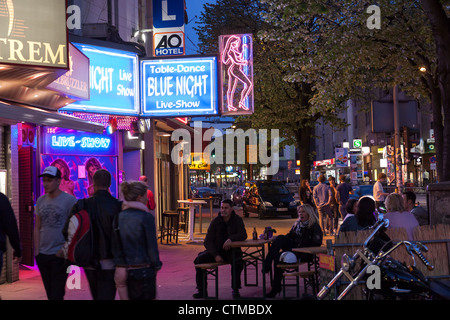 Reeperbahn Amburgo vita notturna Foto Stock