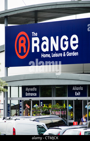 La gamma di casa e per il tempo libero giardino superstore supermercato, REGNO UNITO Foto Stock