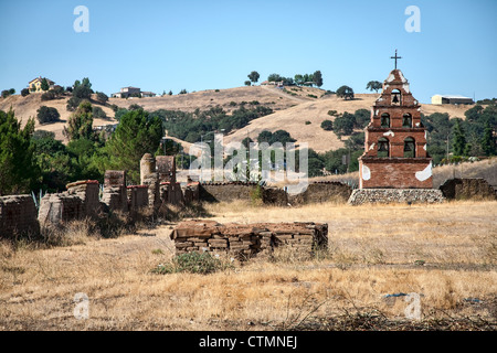 La missione di San Miguel Arcángel vicino a Paso Robles in San Luis Obispo County, California, Stati Uniti Foto Stock