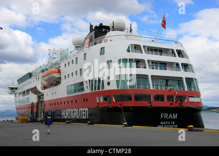 La Norwegian Cruise Ship Fram a Ushuaia, Tierra del Fuego, Argentina Foto Stock