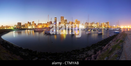 Porto di Durban al crepuscolo, Kwa-Zulu Natal, Sud Africa Foto Stock