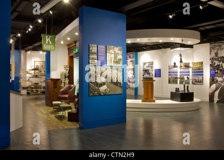 Il Centro del Patrimonio shoe museum, nel villaggio di K retail outlet, Kendal Cumbria, England Regno Unito Foto Stock