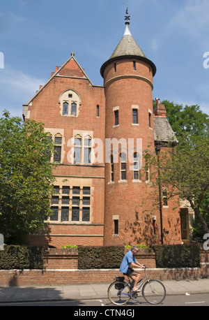 1870 Casa Torre progettata da William burges per se stesso, Kensington, Londra, Inghilterra Foto Stock