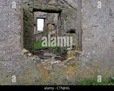 Rovine della casa Vatersay, Ebridi Esterne, Scozia Foto Stock