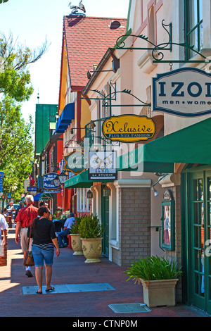 Negozi di Solvang, città danese al Santa Ynez Valley in California del sud Foto Stock