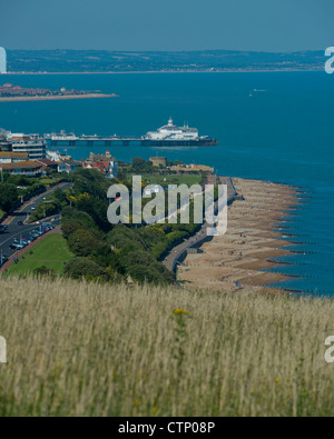 Eastbourne visto dal South Downs National Park, East Sussex, England, Regno Unito Foto Stock