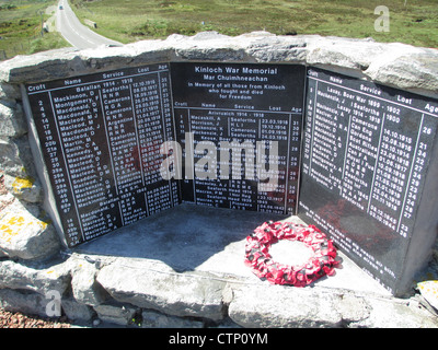 KINLOCK Memoriale di guerra sulla A859 Stornoway a Tarbet strada sulla isola di Lewis, Ebridi Esterne, Scozia. Foto Tony Gale Foto Stock