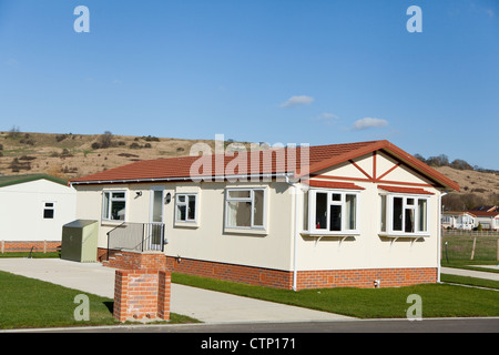 Residenziale parco mobile home su un caravan park nel sud-est dell' Inghilterra. Foto Stock
