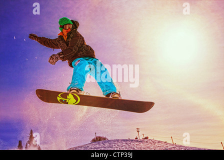 Interpretazione artistica di uno snowboarder a Homer corda Tow, Omero, Penisola di Kenai, centromeridionale Alaska, inverno Foto Stock