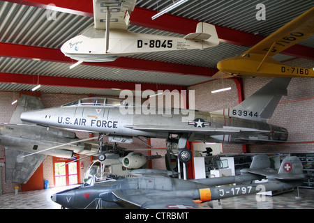 Us Air force north american f-100 super sabre nel museo hermeskeil, Germania Foto Stock
