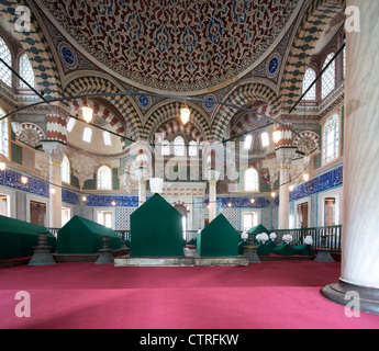 Royal cenotaphs nel mausoleo del sultano ottomano Selim II, Istanbul, Turchia Foto Stock