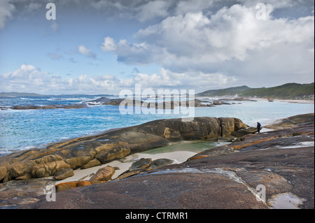 Rocce al pool di Verdi al largo della costa di William Bay National Park in Australia Occidentale Foto Stock