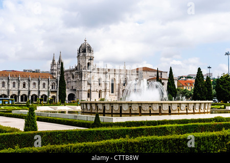 Il monastero di San Girolamo costruito nel altamente ornate ed innovativo stile di architettura prende il nome dal re Manuel 1 nel 1501 Foto Stock