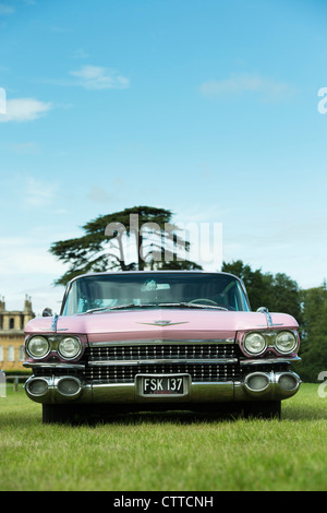 1959 Rosa Cadillac. Classic american car Foto Stock