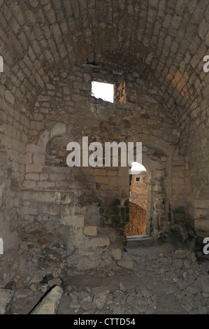 Vecchie case di pietra nella parte del villaggio abbandonato di Oppede le Vieux Luberon area della Provenza, Francia meridionale. Foto Stock