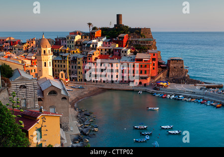 Vista di Vernazza (Parco Nazionale delle Cinque Terre,Liguria-Italy) Foto Stock