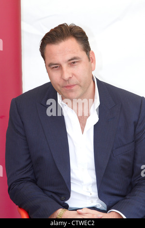 David Walliams (nella foto) dà a parlare del suo libro per bambini Gansta Granny a Roald Dahl Museum in Great Missenden Foto Stock