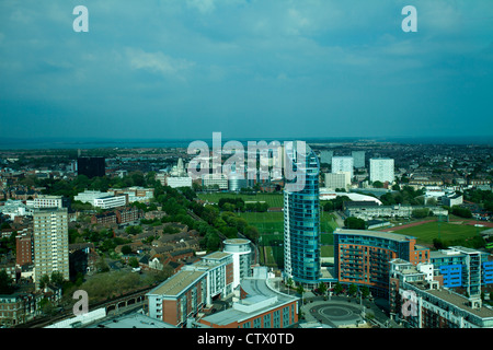 Vista su Portsmouth Inghilterra da Spinnaker Tower, il porto di Portsmouth Foto Stock