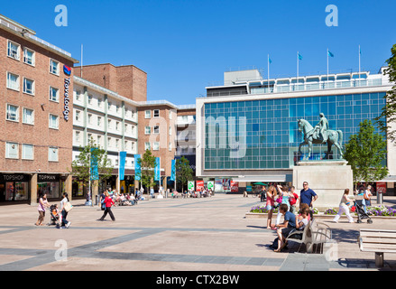 Broadgate con Lady Godiver statua Coventry City Centre West Midlands Warwickshire England Regno Unito GB EU Europe Foto Stock