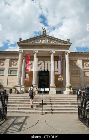 Il museo Ashmolean Museum, Beaumont Street, Oxford, Oxfordshire, England, Regno Unito Foto Stock