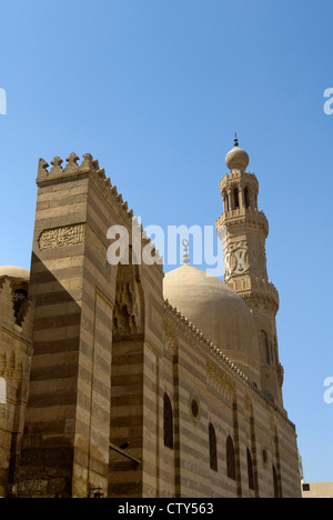 Il minareto di Muhammad ibn Qalawun moschea, Khan El Khalili al Cairo, Egitto, Africa Settentrionale, Africa Foto Stock