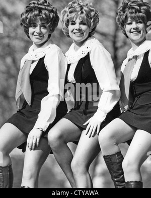 Le bambole di carta UK pop trio nel marzo 1968. Vedere la descrizione per i nomi. Foto Tony Gale Foto Stock