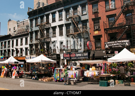 3° Avenue street market East Village ( Villaggio di Greenwich ) Manhattan New York Stati Uniti d'America American shop negozi Foto Stock