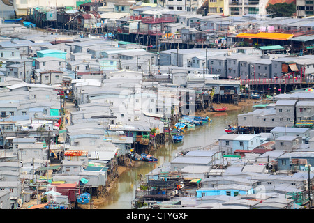 Villaggio di pescatori Tai O all'Isola di Lantau in Hong Kong Foto Stock