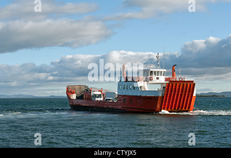 Lo spirito di Waiheke vela da North Stradbroke Island nel Queensland, in Australia. Foto Stock