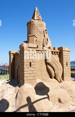 La scultura di sabbia di fronte al molo, Binz, Ruegen isola, Mar Baltico, Meclemburgo-Pomerania Occidentale, Germania Foto Stock