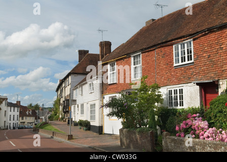 Robertsbridge High Street East Sussex UK 2012 2010s HOMER SYKES Foto Stock