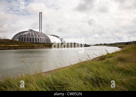 Newhaven inceneritore, ENERGIA IMPIANTO DI RECUPERO lungo il lato del fiume Ouse in Newhaven Harbour. Foto Stock