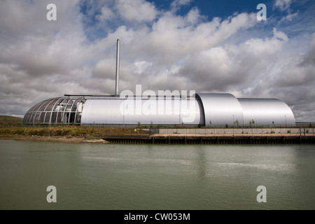 Newhaven inceneritore, ENERGIA IMPIANTO DI RECUPERO lungo il lato del fiume Ouse in Newhaven Harbour. Foto Stock