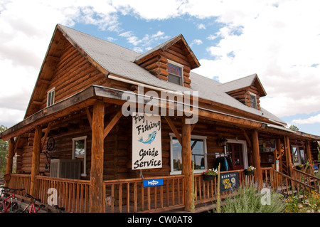 Stati Uniti d'America, Utah, a Escalante il Escalante Outfitters dispone di un ristorante, escursioni guidate, outdoor gear, e l'alloggio. Foto Stock