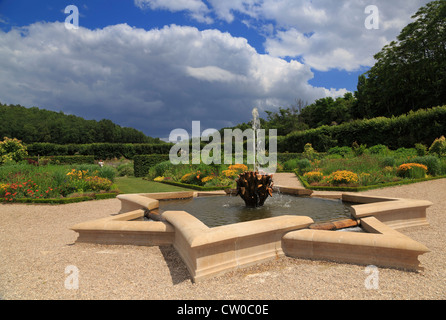 Sun Garden, Chateau de Villandry, Valle della Loira. Nuovo giardino nel parco del castello. Aperto nel 2008. Foto Stock