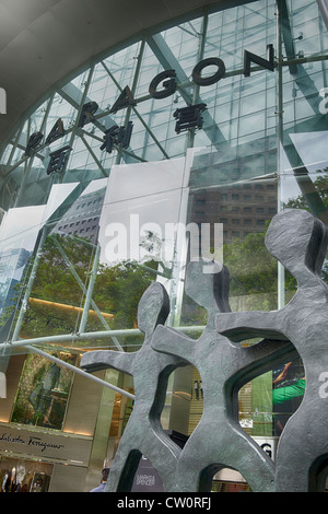 Il Paragon Shopping Centre / Mall sulla Orchard Road a Singapore Foto Stock