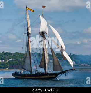 Pride of Baltimore II partecipa nel 2012 Tall Ships festival di Halifax, Nova Scotia. Foto Stock