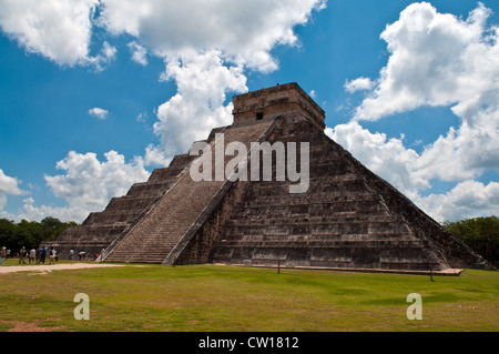 Tempio di Kukulkan Chichen Itza Foto Stock