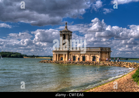 HDR dell'Normanton Chiesa Museo a Rutland acqua, Nr Oakham Leicestershire, England, Regno Unito Foto Stock